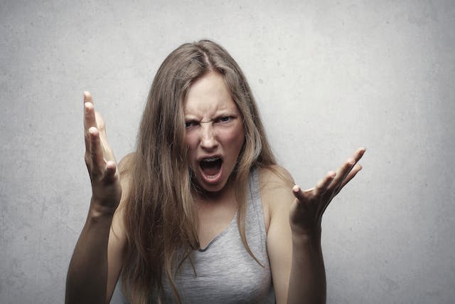 Gniew i stres: Jak wzajemnie się wpływają